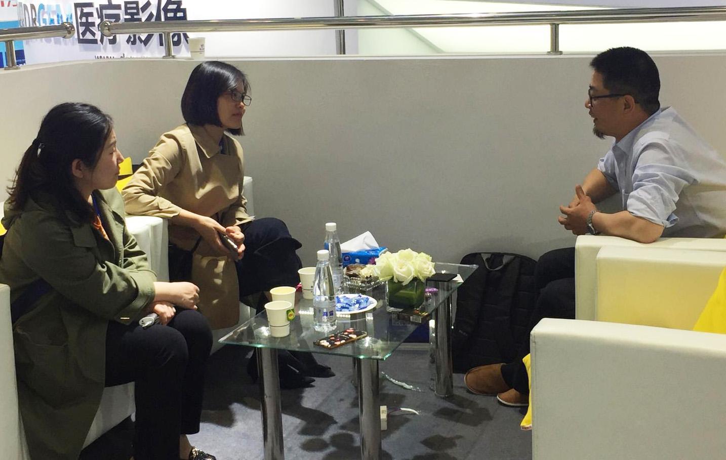 1523499613462718.jpeg 采訪.jpg